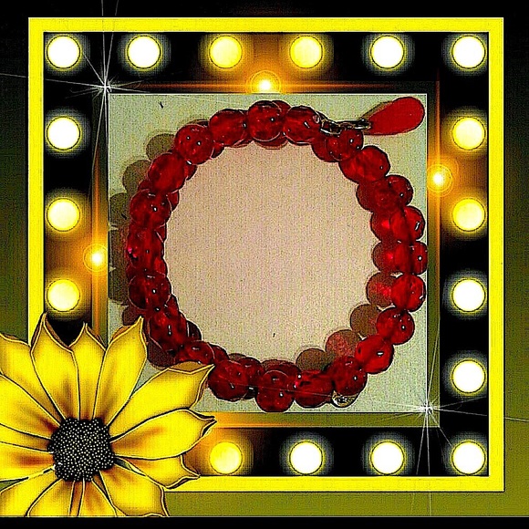 “Ruby Red" July birthstone memory wire bracelet - Picture 1 of 4